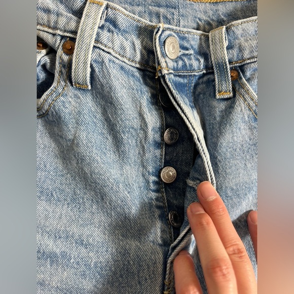 Levi’s premium version 501 blue jeans button closure  28 - Picture 4 of 6